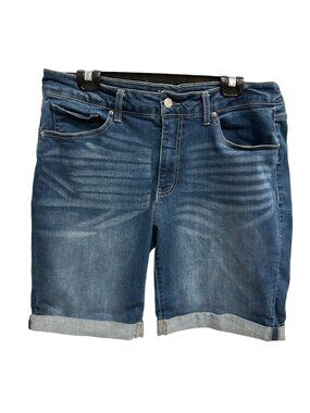 Time and Tru 16 Denim Shorts Blue Mid Rise Cuffed 90s Minimalism Timeless
